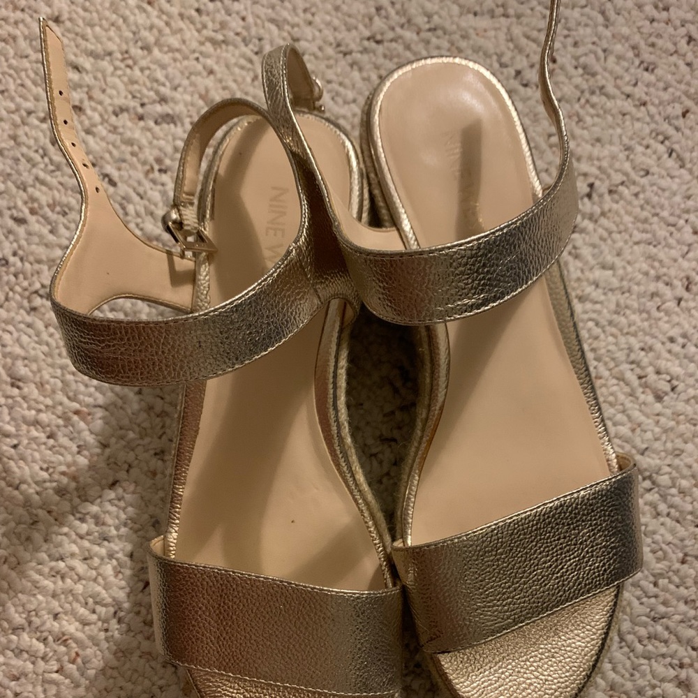 Nine West Rose Gold Platform Espadrille Size 8